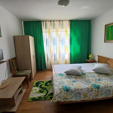 Casa Rustica Apart & Rooms Cîmpineanca Exterior foto