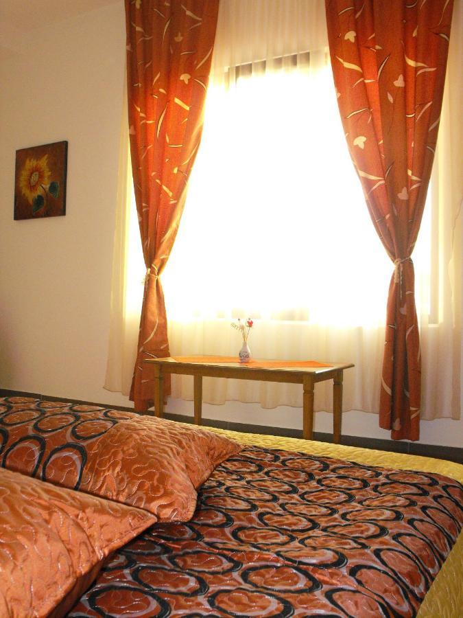 Casa Rustica Apart & Rooms Cîmpineanca Exterior foto